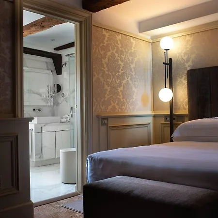 Eight ヴェネツィア