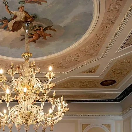 Hotel Eight 5*