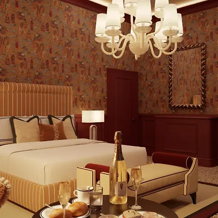 Otel Eight 5*
