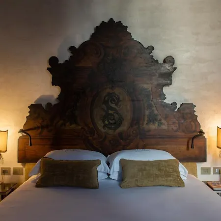 Eight Hotel